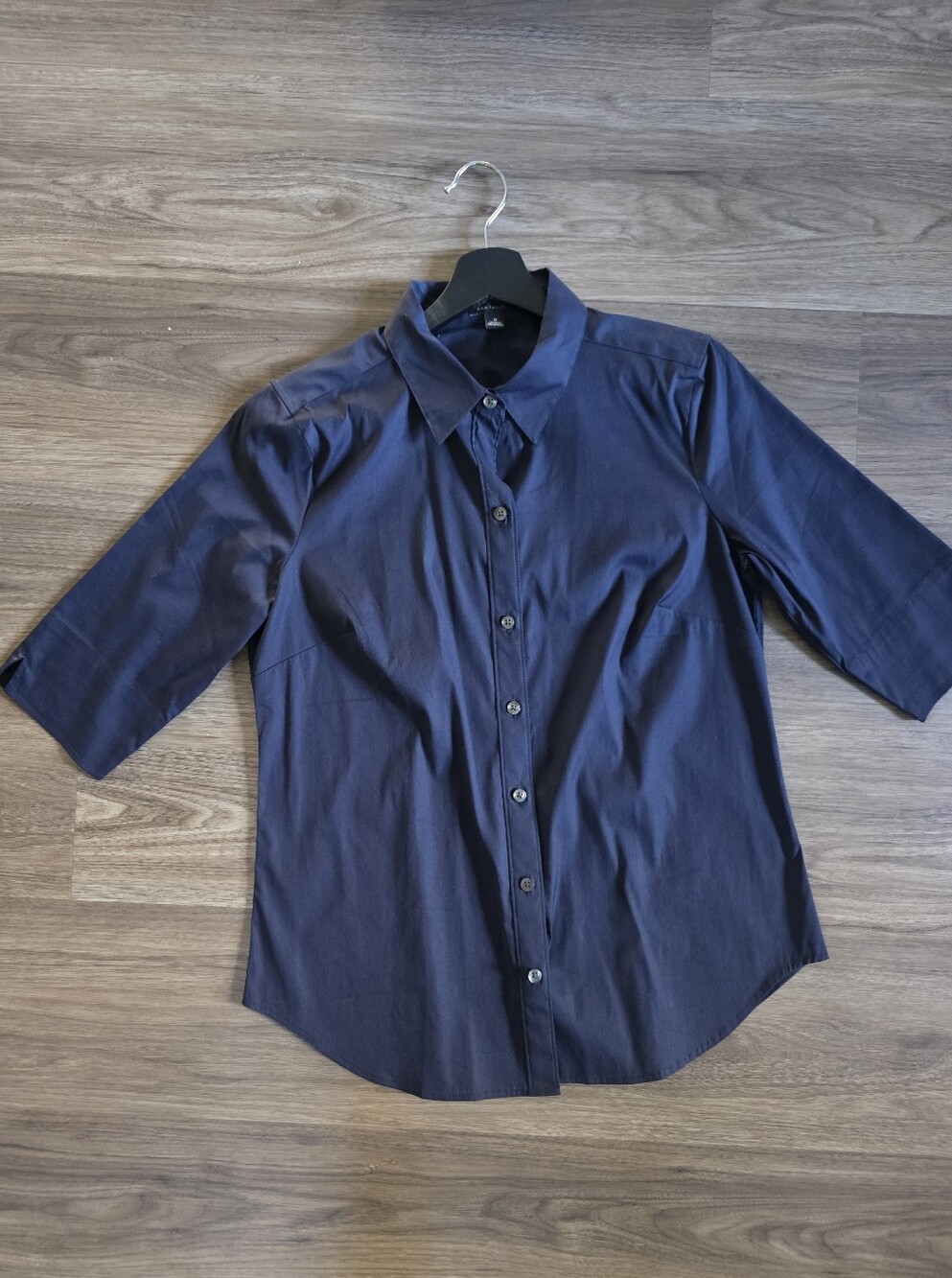 Ann Taylor Women's Navy Short Sleeve Cotton Button-Down Shirt Size 8